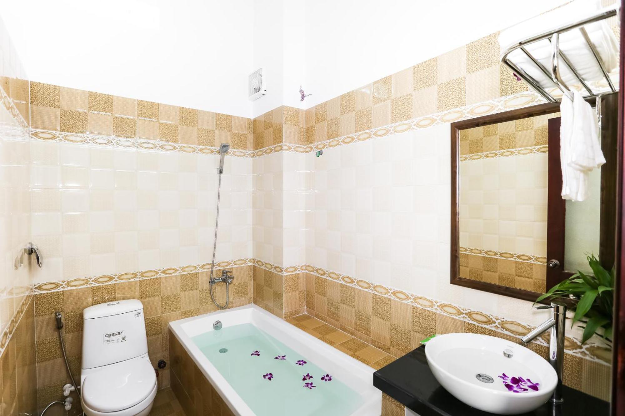 Phoenix Homestay Хоян Екстер'єр фото