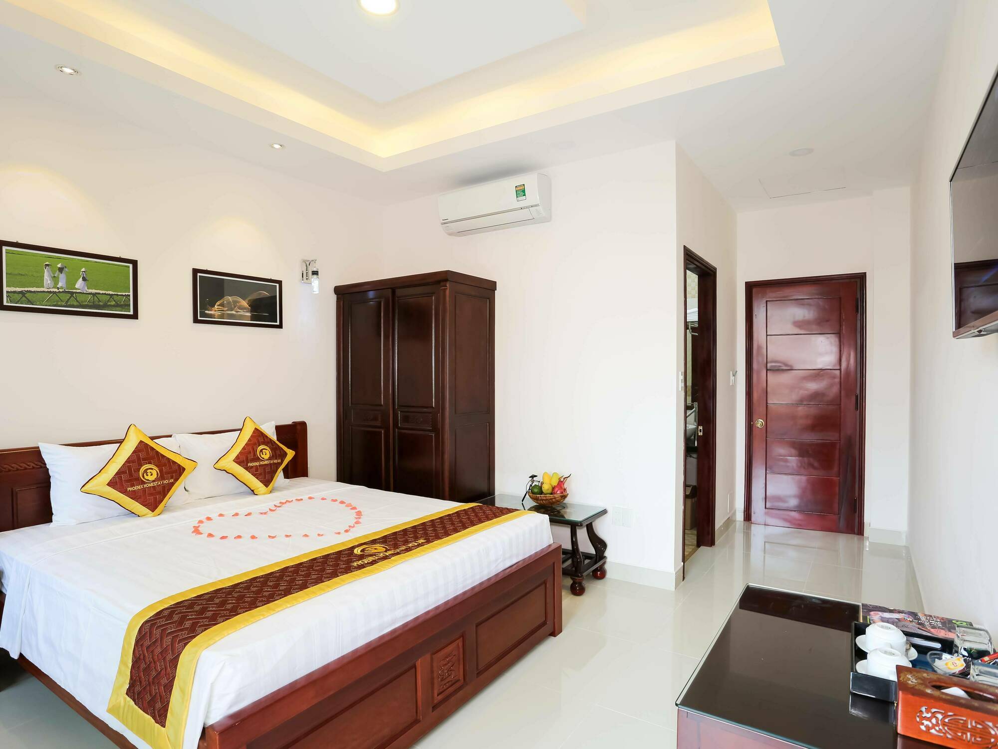 Phoenix Homestay Хоян Екстер'єр фото